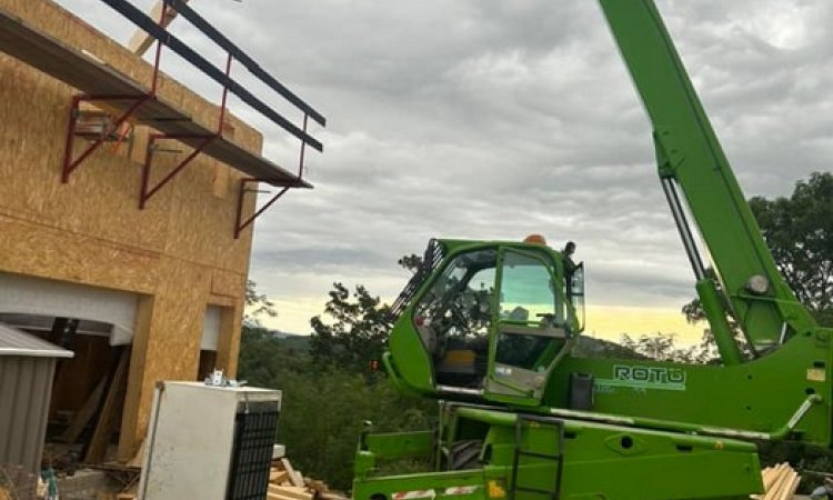 Réalisation d'un chantier de construction de maison à Saint-Quentin-Fallavier